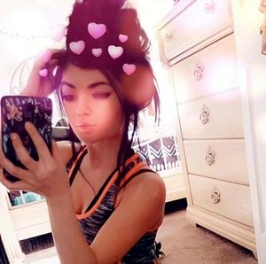 Meet your Posher, Kaitlyn